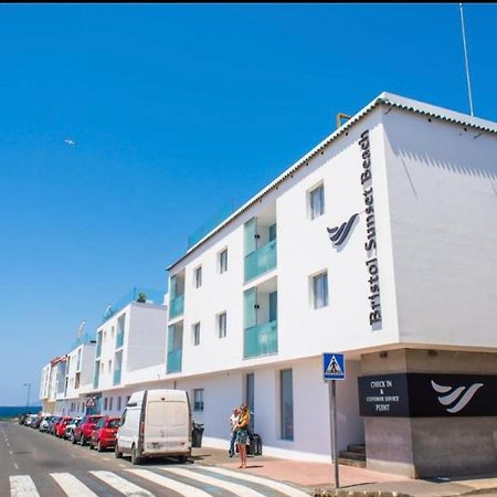 קורלחו Bristol Sunset Beach Private Apartment מראה חיצוני תמונה