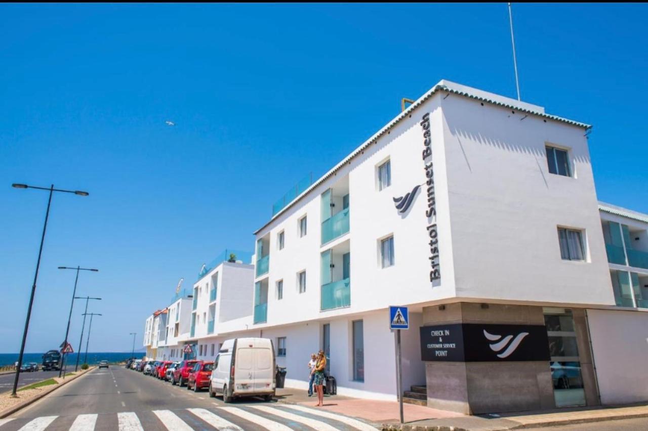 קורלחו Bristol Sunset Beach Private Apartment מראה חיצוני תמונה