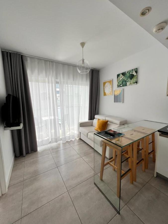 קורלחו Bristol Sunset Beach Private Apartment מראה חיצוני תמונה